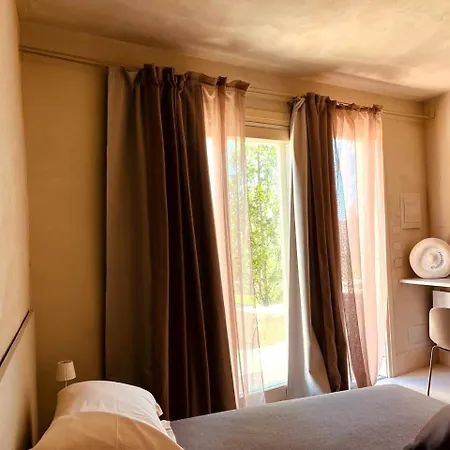 Borgo Del 4* Сан-Джемини