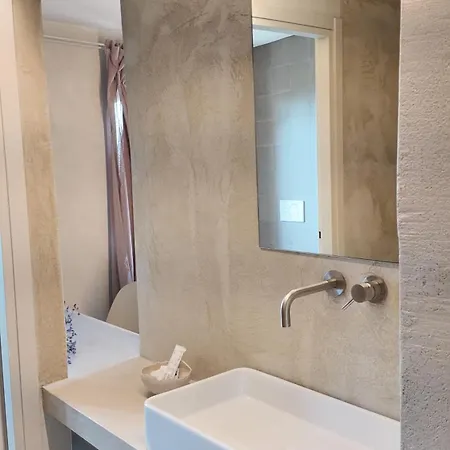 Borgo Del 4* Сан-Джемини